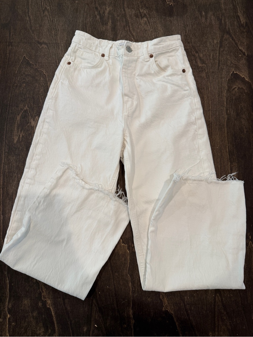 Zara White High-Rise Distressed Straight Jeans
